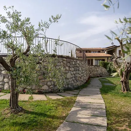 Primera מלון דירות Moniga del Garda